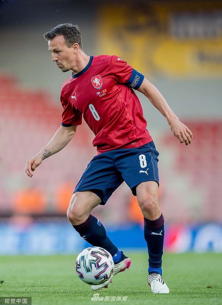 阿尔巴尼亚赢得国际友谊赛,埃提恩晋级 阿尔巴尼亚赢得国际友谊赛,埃提恩晋级