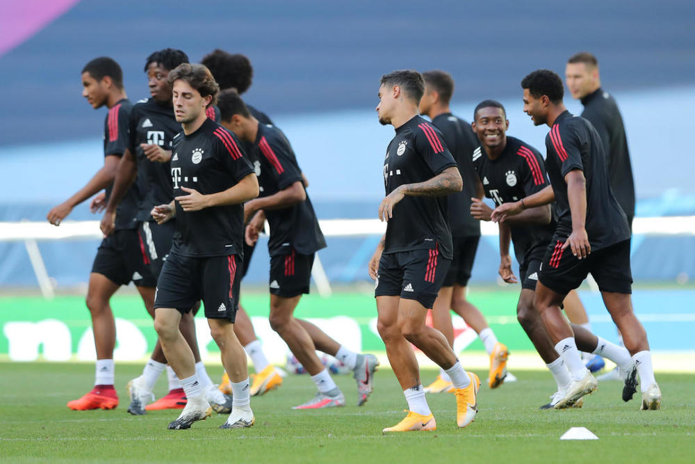 C7娱乐app-包含慕尼黑巴伐利亚巨人凭借团队合作赢得比赛的词条