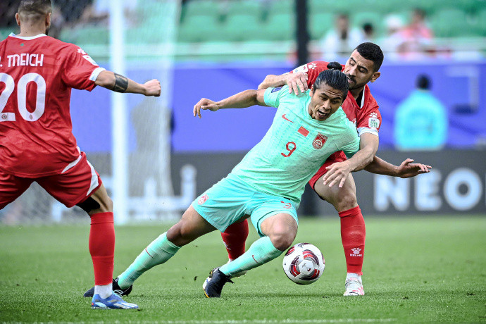 韩国球队面对挑战，坚守晋级希望(韩国球队面对挑战,坚守晋级希望的球员)